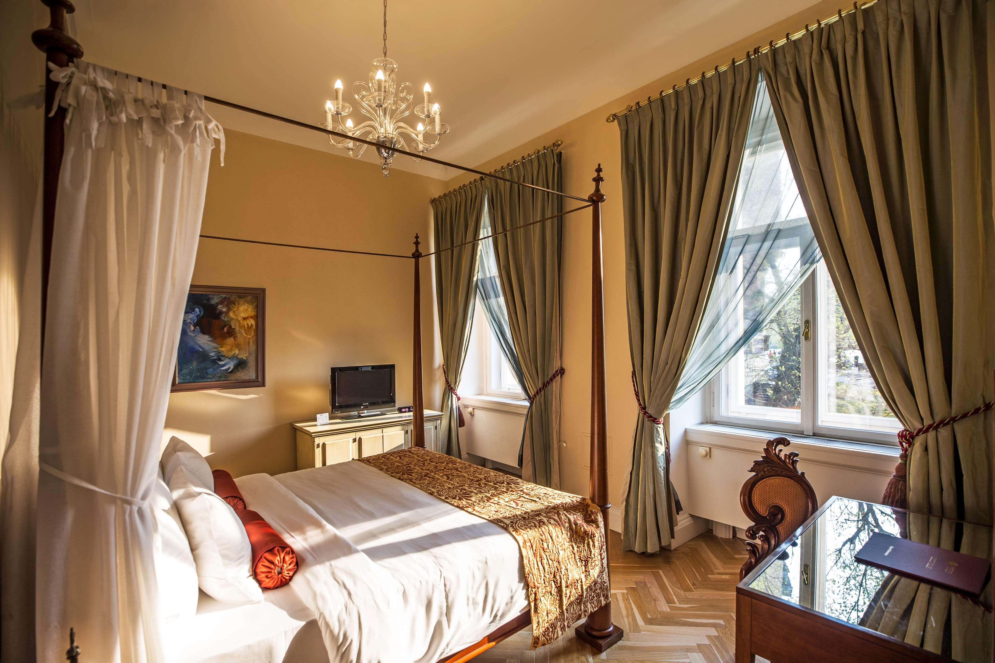The Mozart Hotel 5*