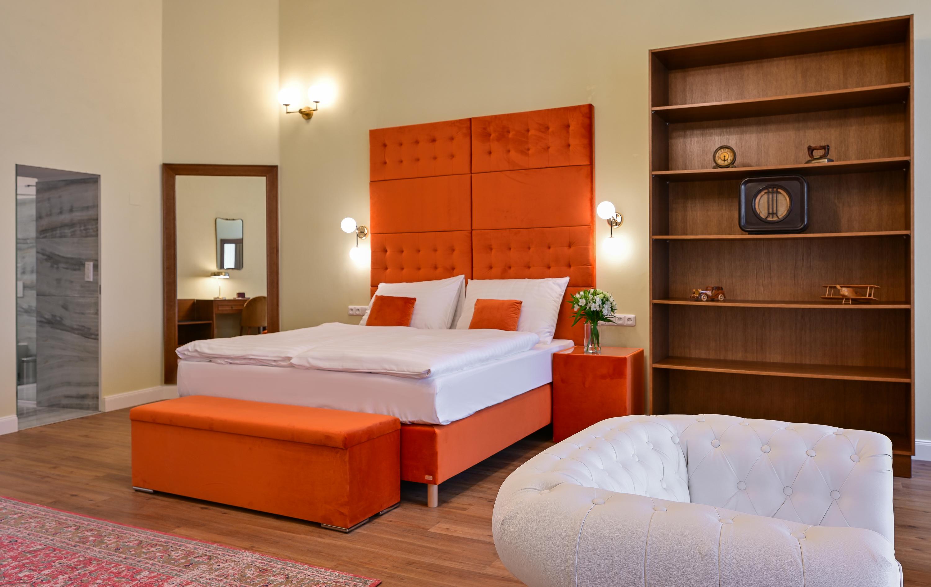 Garden Court Hotel