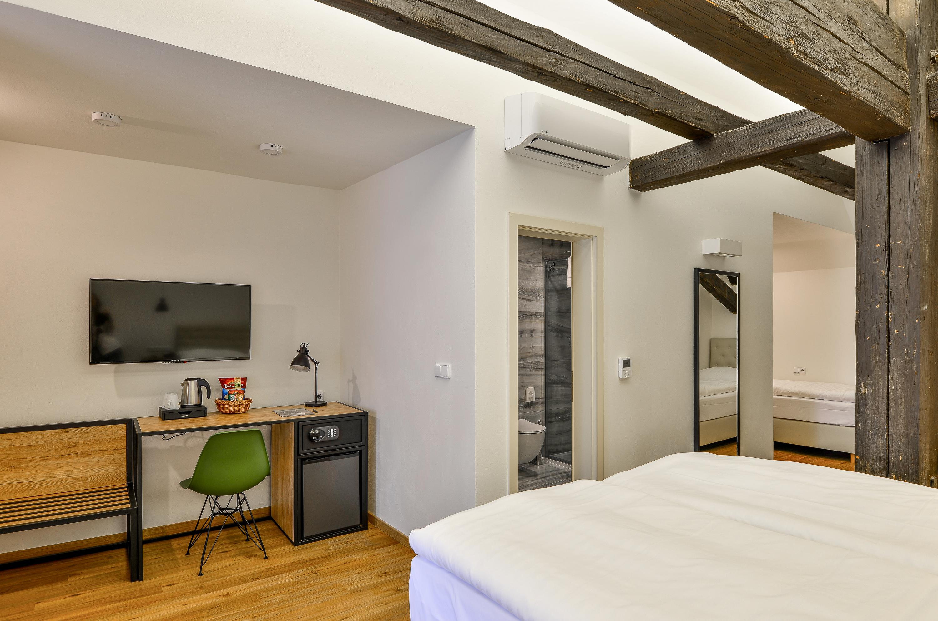 Garden Court Praga
