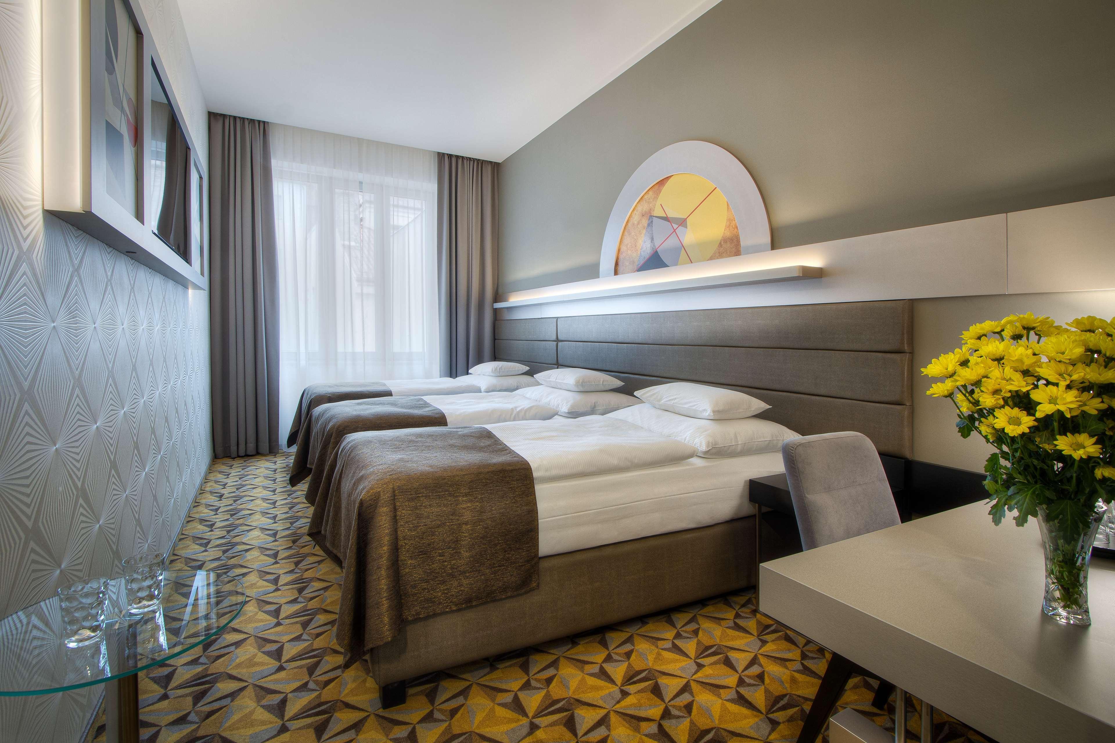 Western Premier Essence Prague