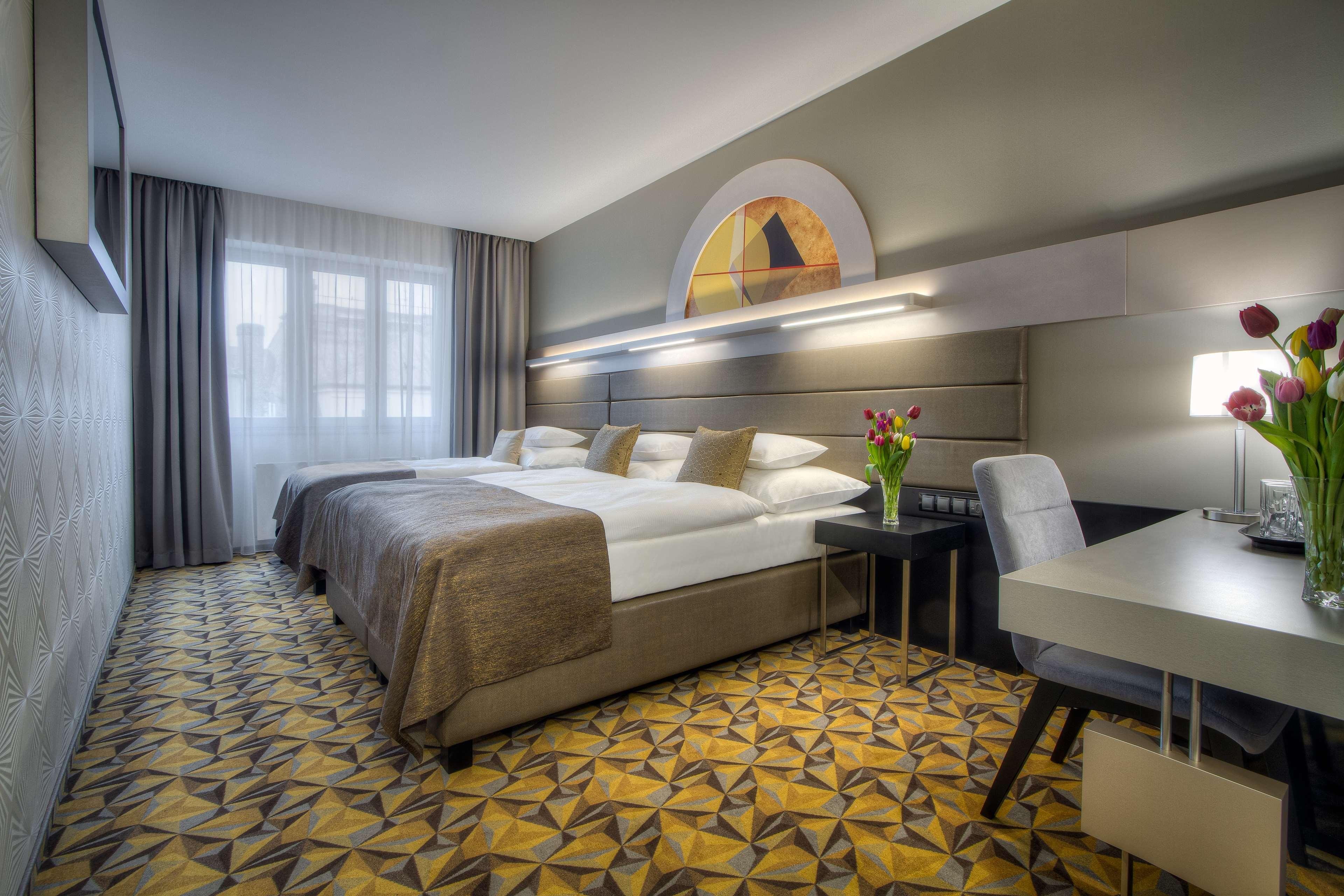 Western Premier Essence Prague