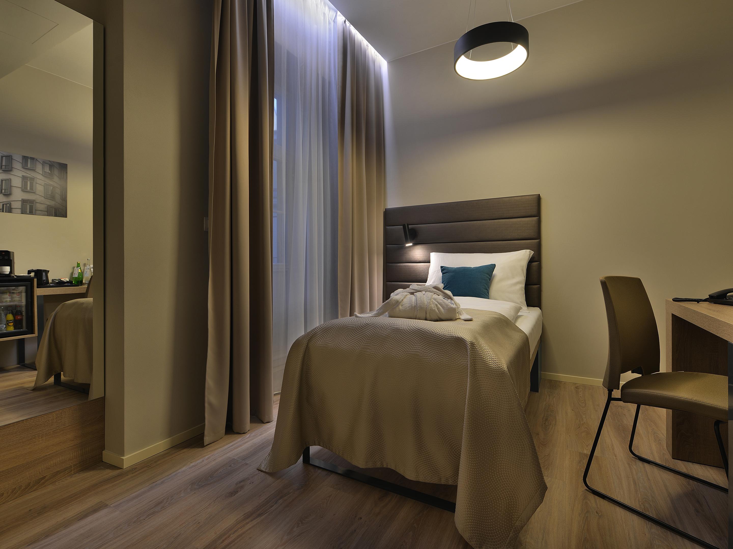 Ea New Town Hotel 4*