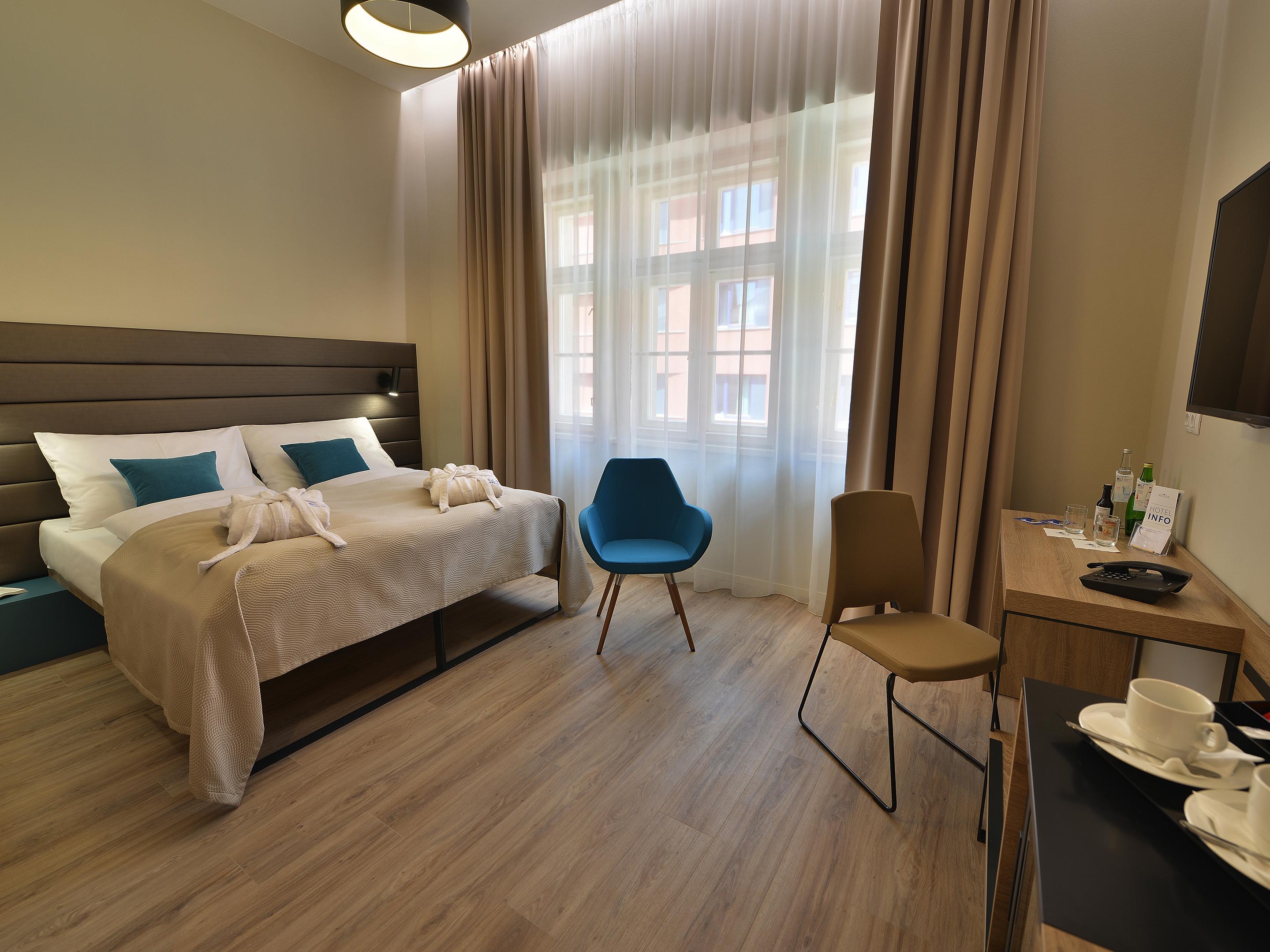 Ea New Town Hotel