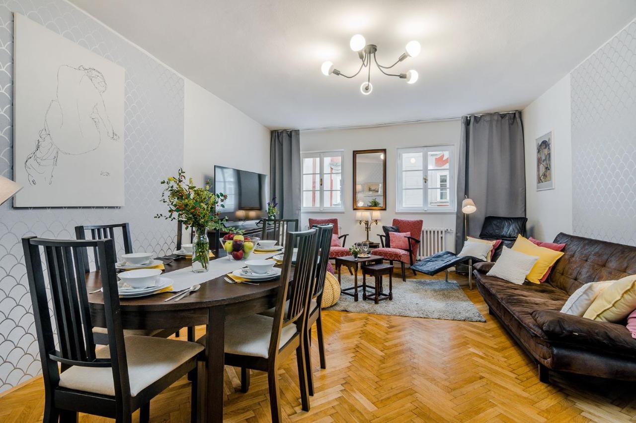 Charming Old Town By Michal&friends Prague
