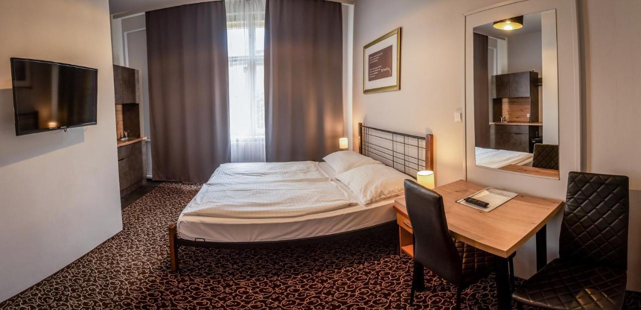 Brixen 3* Prague