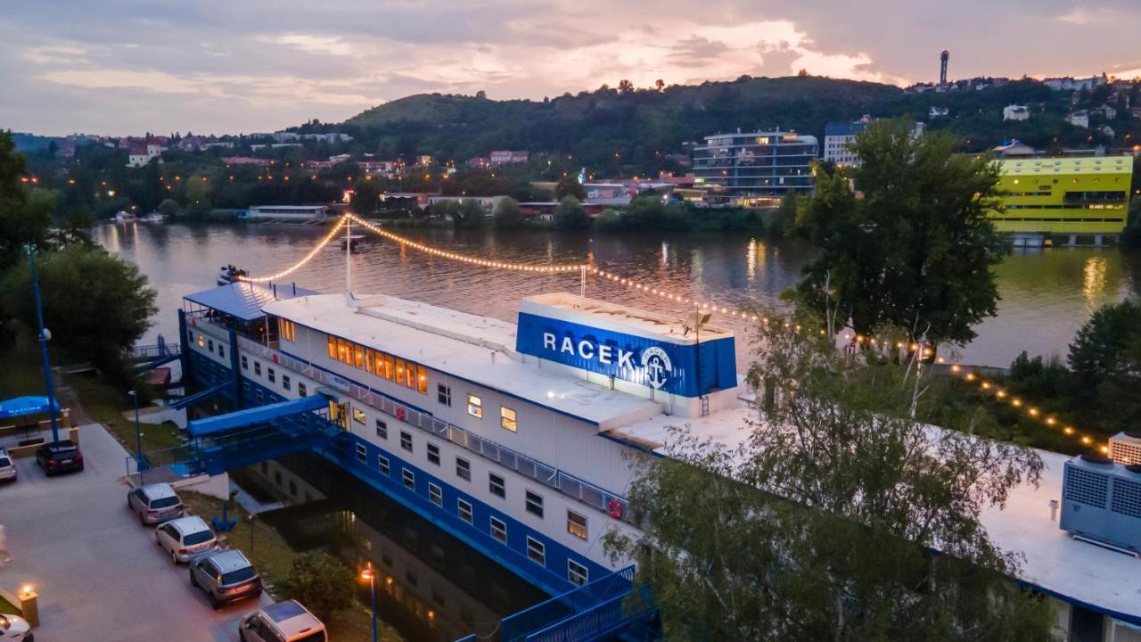 Racek Botel Prague