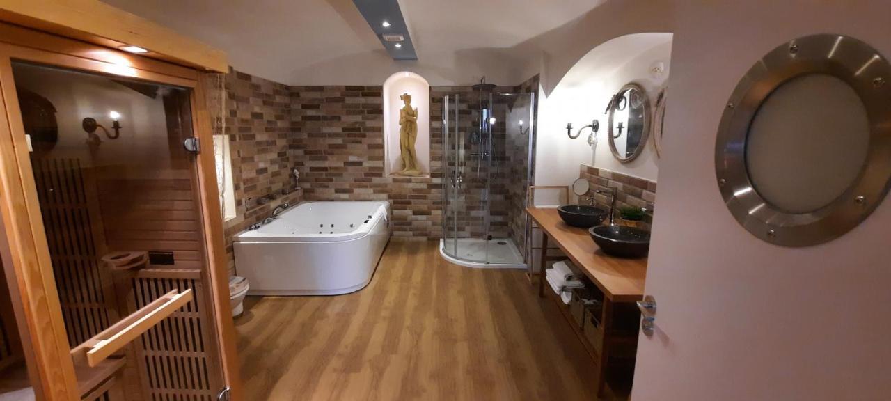 Excellent Romantic 4* Praga