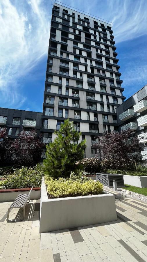 Garden Tower - 8 Min Do Centra, Garaz Prague