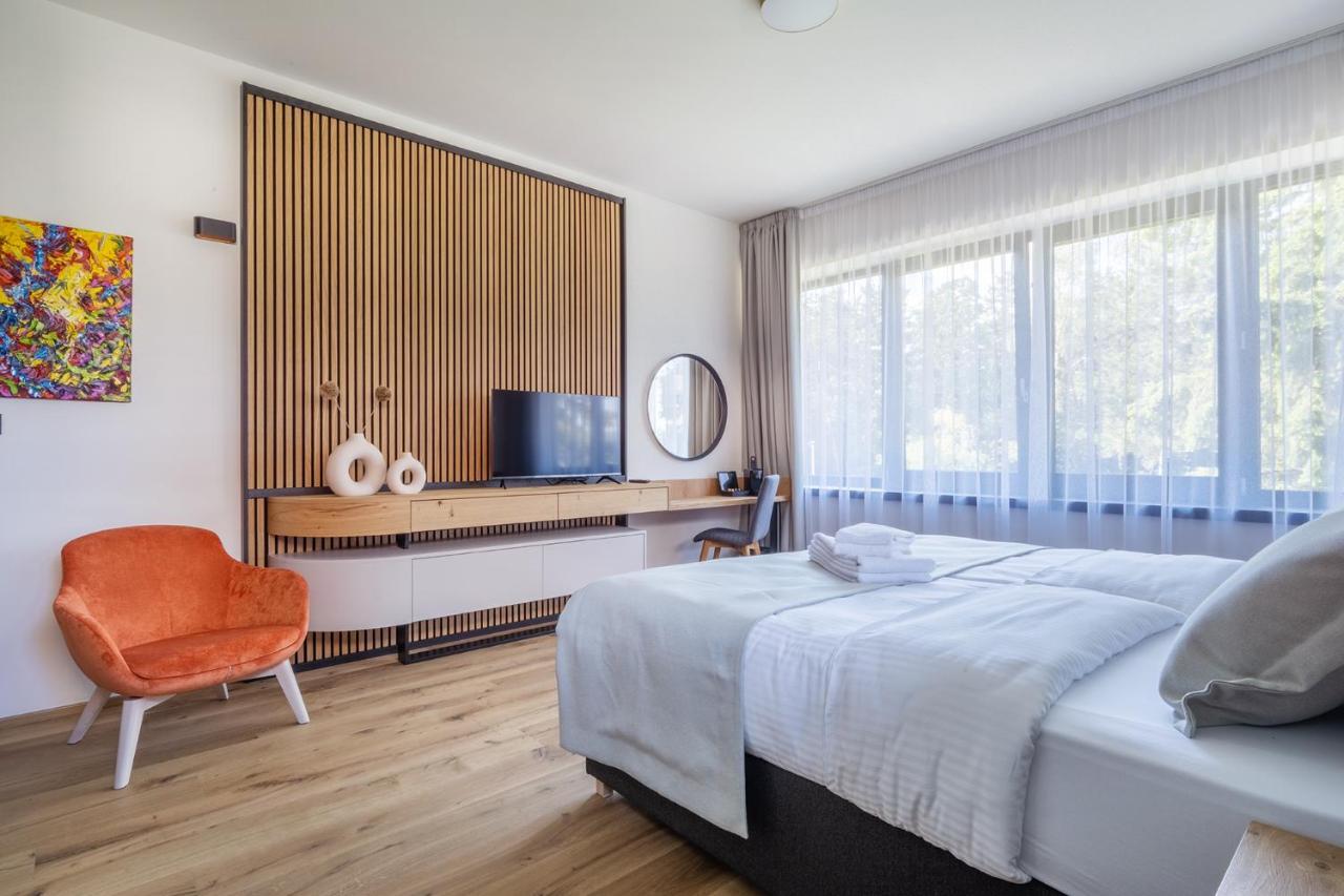 Otel Vista & Club 4*