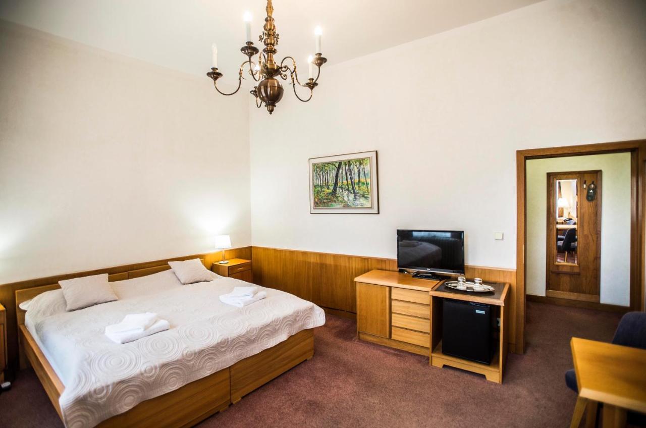 Otel Opitzuv Dum *
