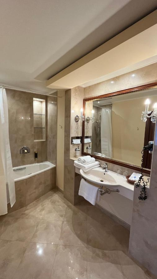 Hotel Fleur De Lis Prague
