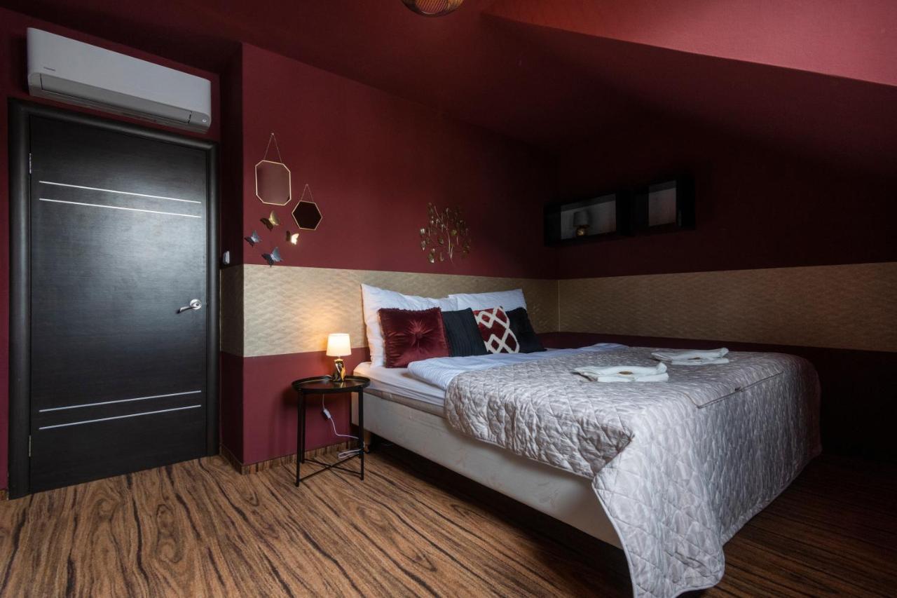 Golden Tree Loft In The Heart Of * Prague