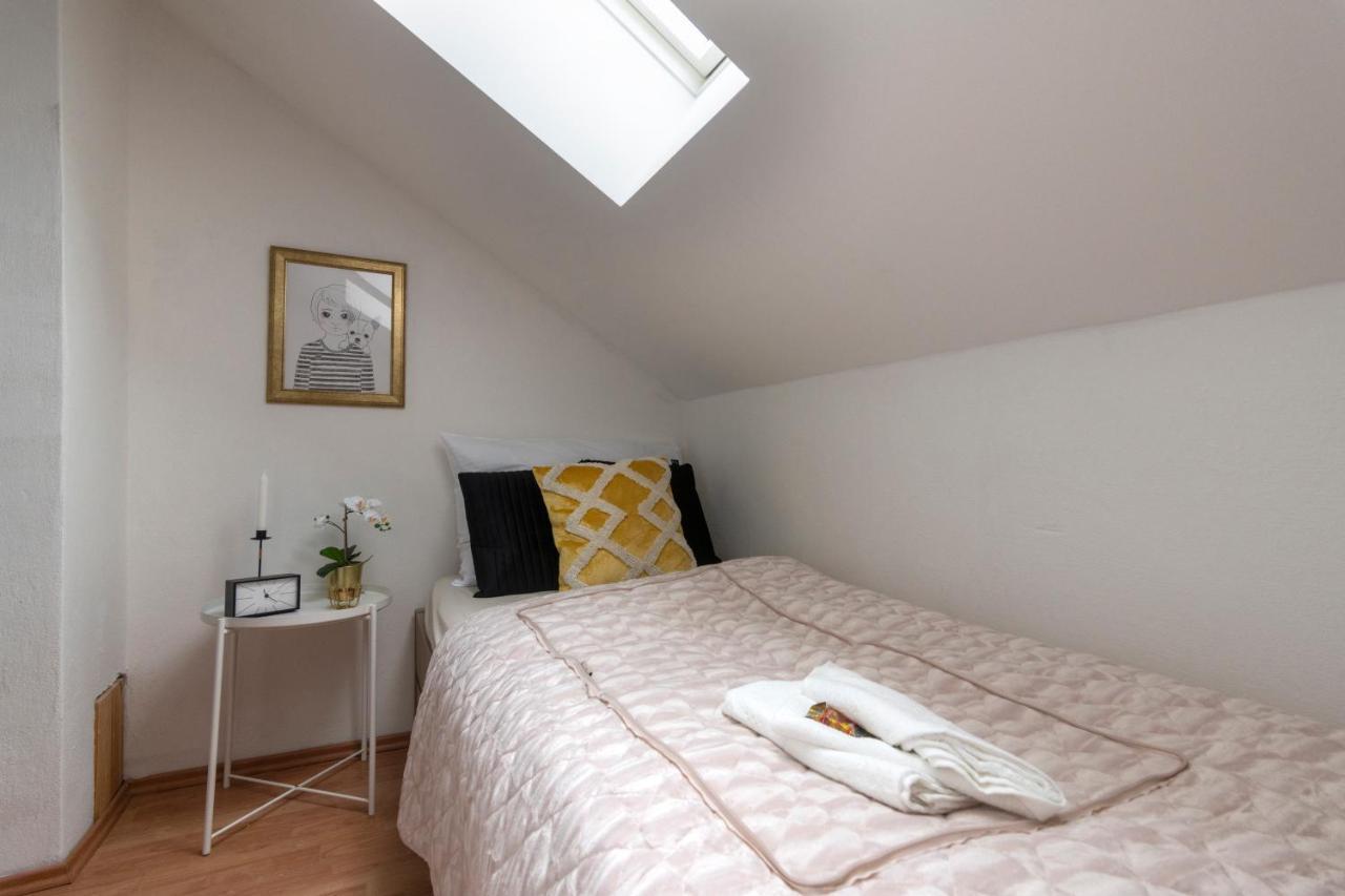 Golden Tree Loft In The Heart Of Appartement