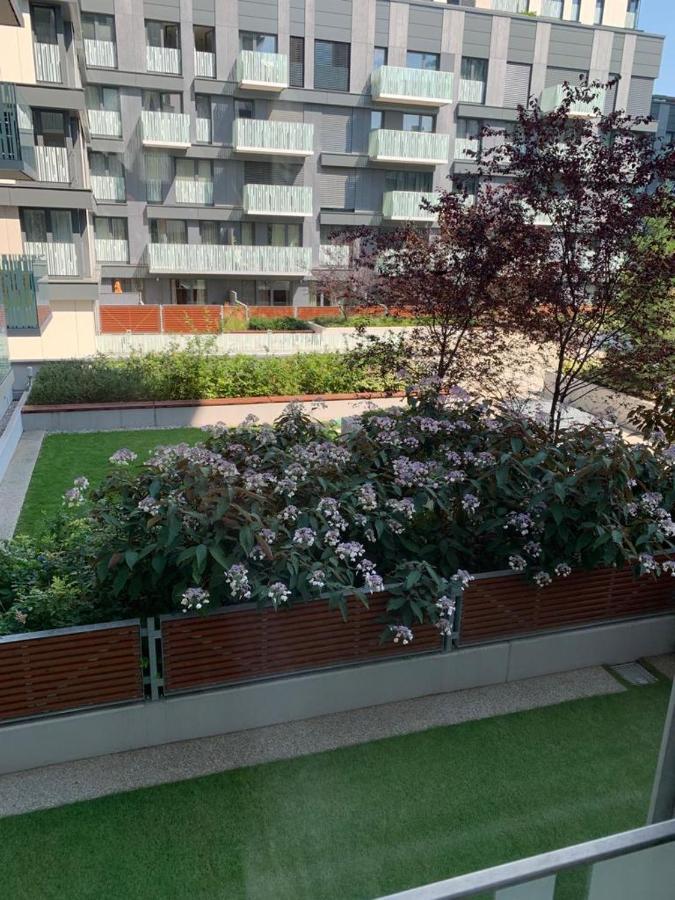 Appartement Garden Tower - 8 Min Do Centra, Garaz Prague