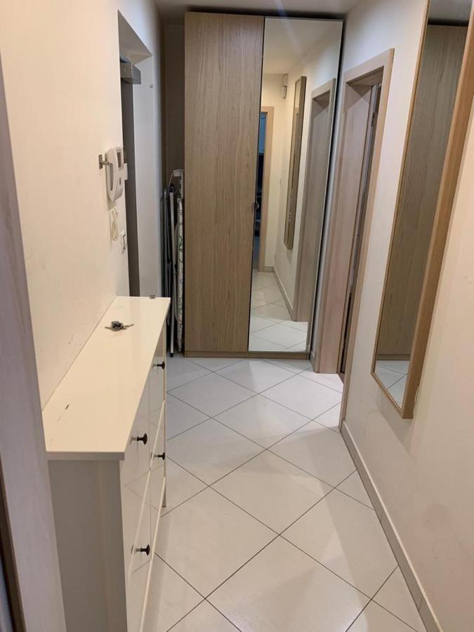 Garden Tower - 8 Min Do Centra, Garaz Appartement Prague