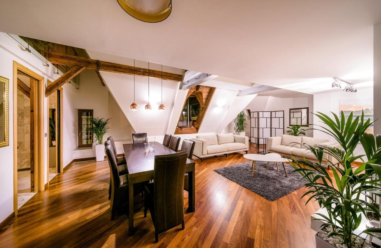 Apartamento Triplex Kings In Old Town Praga