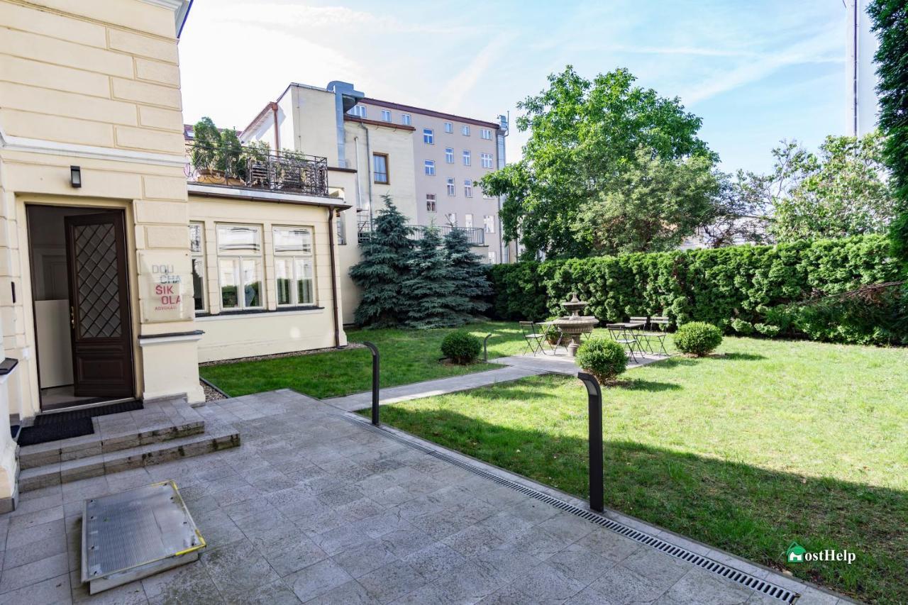Historic Center With Hot-tub, Terrace And Garden Prague