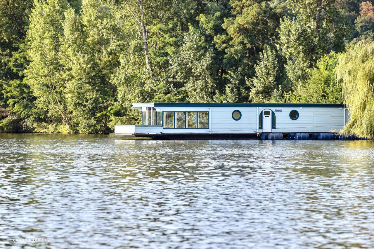 Tekne Houseboat - Place In Prag