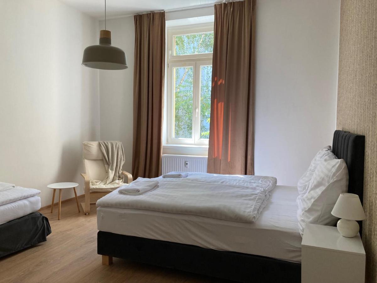 Zizkov Tower Appart hôtel 3*