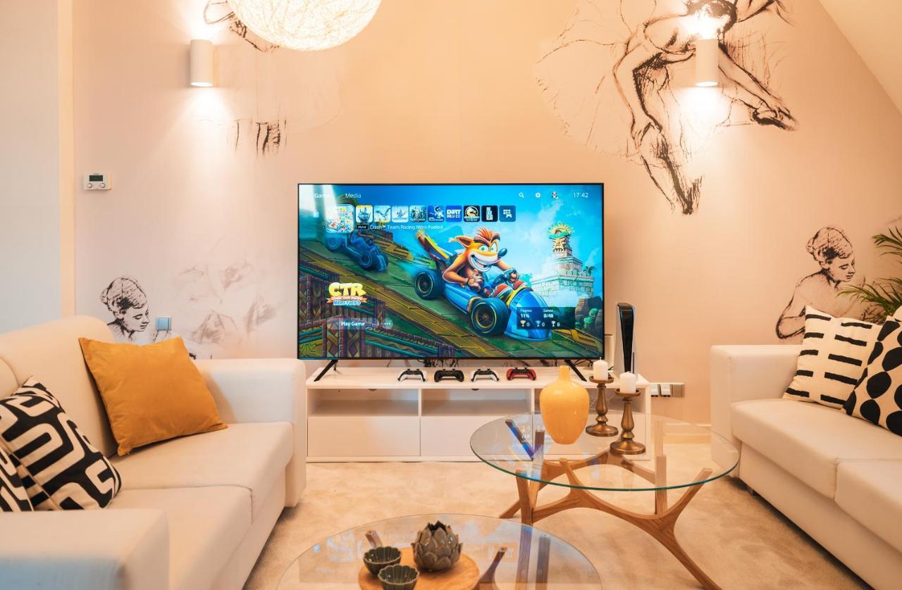 Lux Penthouse Near Wenceslas Square * Prague