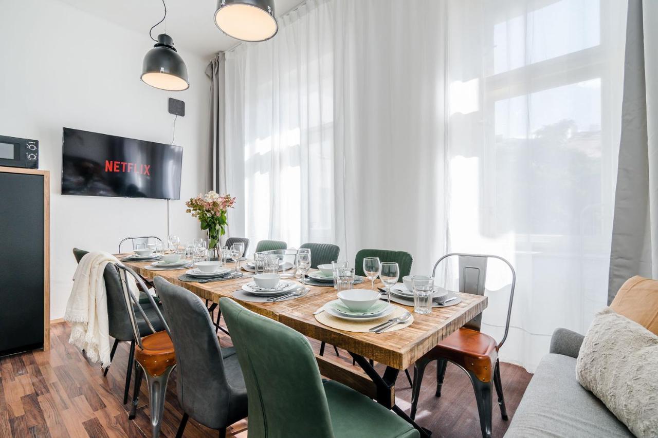 Daire Modern And Huge Apts In Center By Michal&friends *
