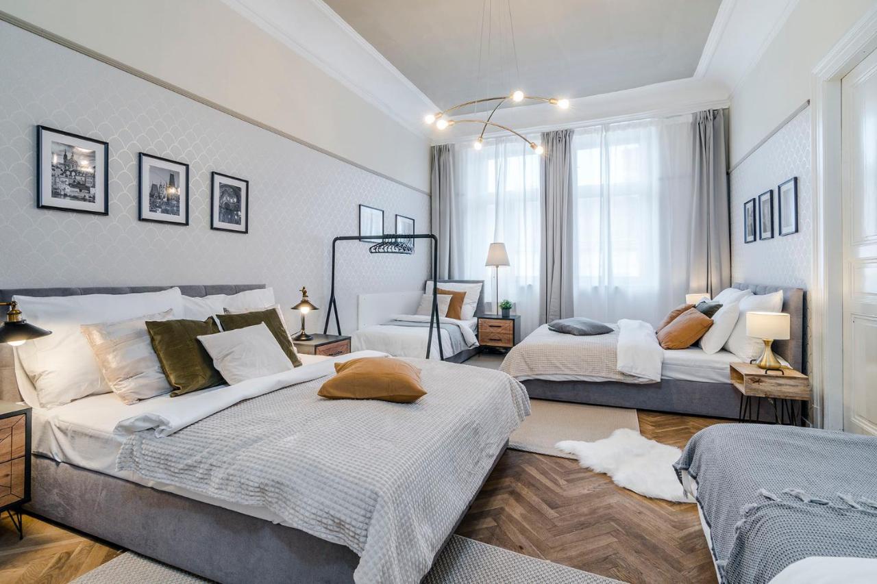 Apartment Modern And Huge Apts In Center By Michal&friends