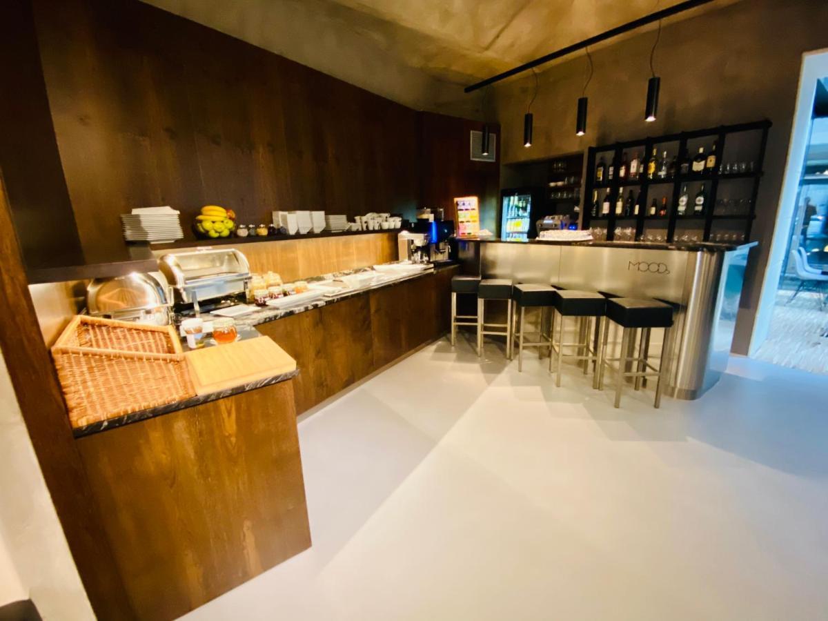 Moods Boutique Hotel 4*