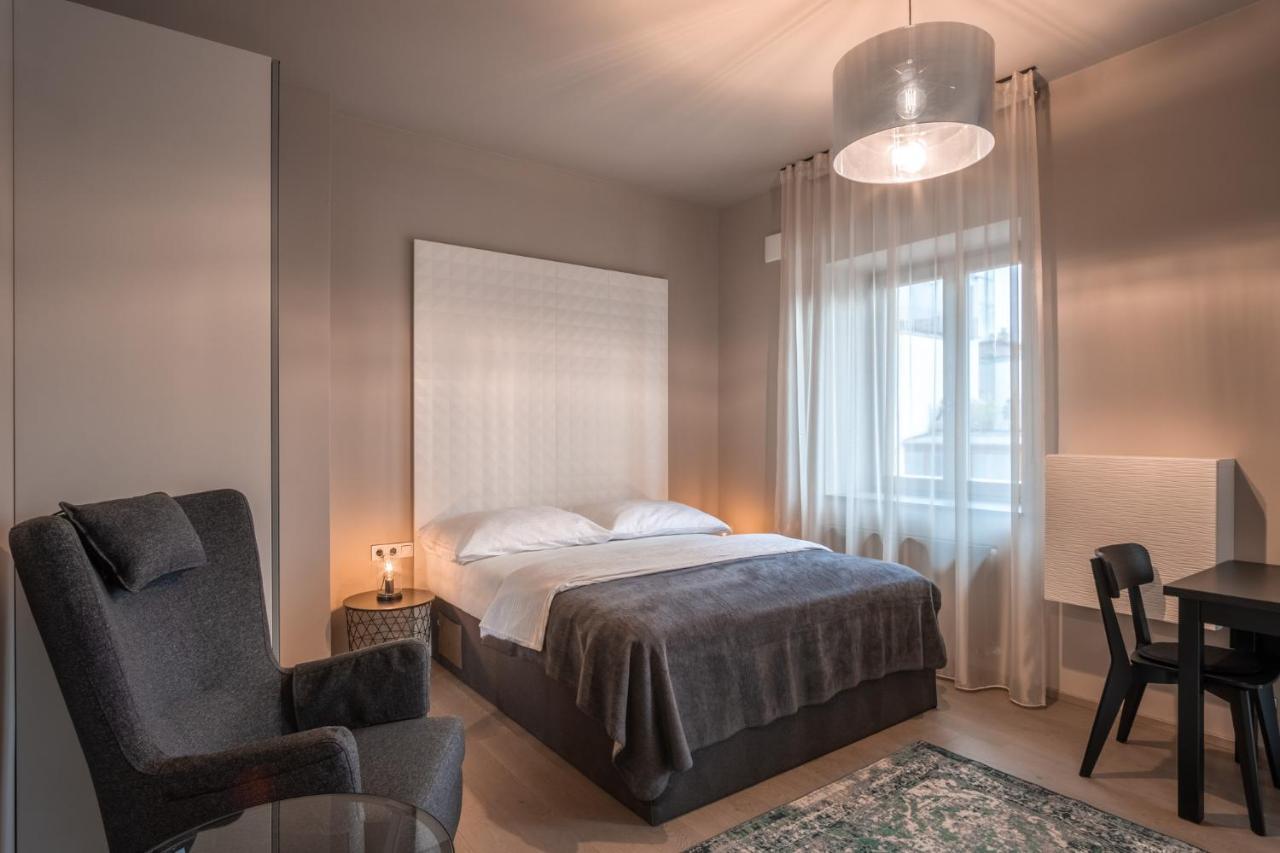 Rimska 14 Aparthotel Prag