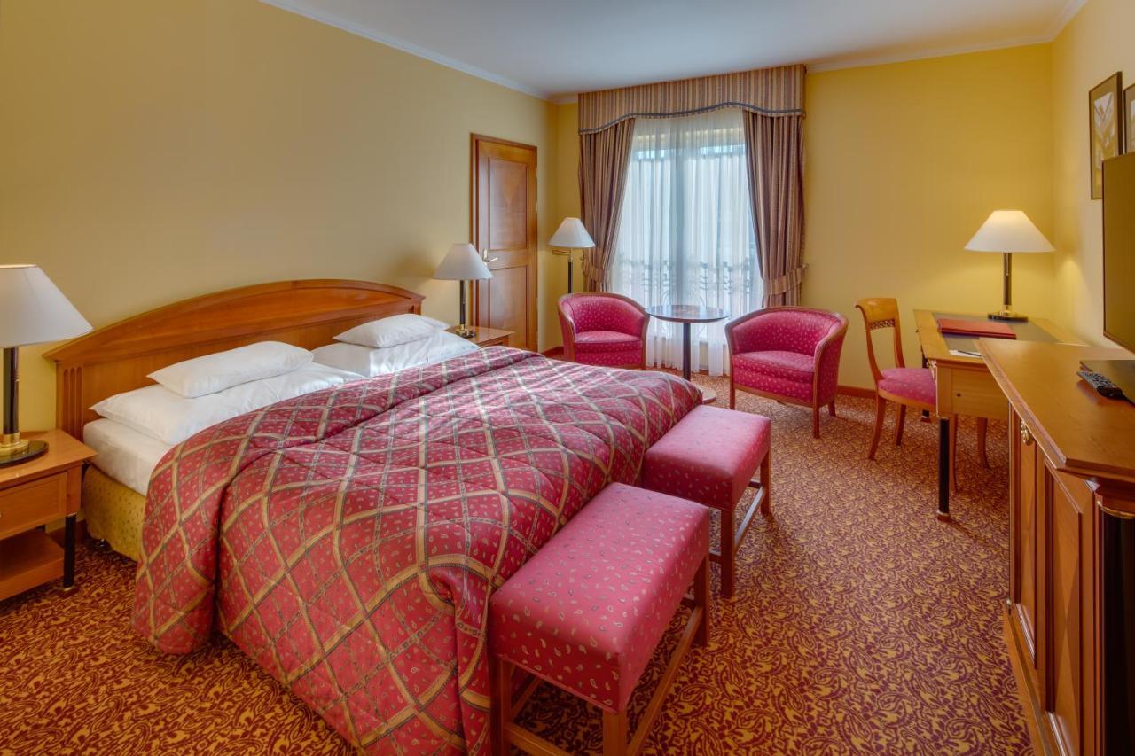 Hotel Savoy 4*