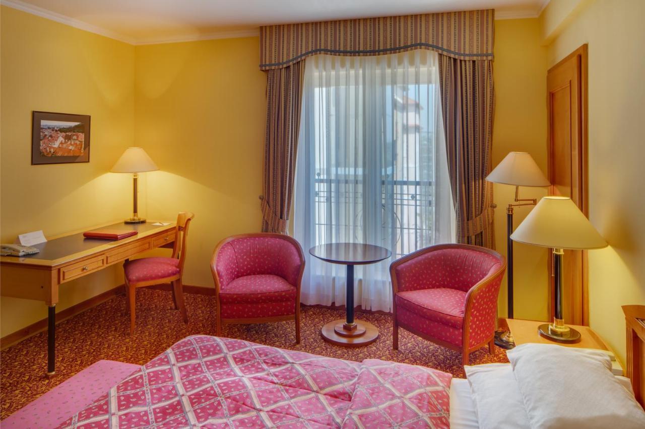 Hotel Savoy 4*