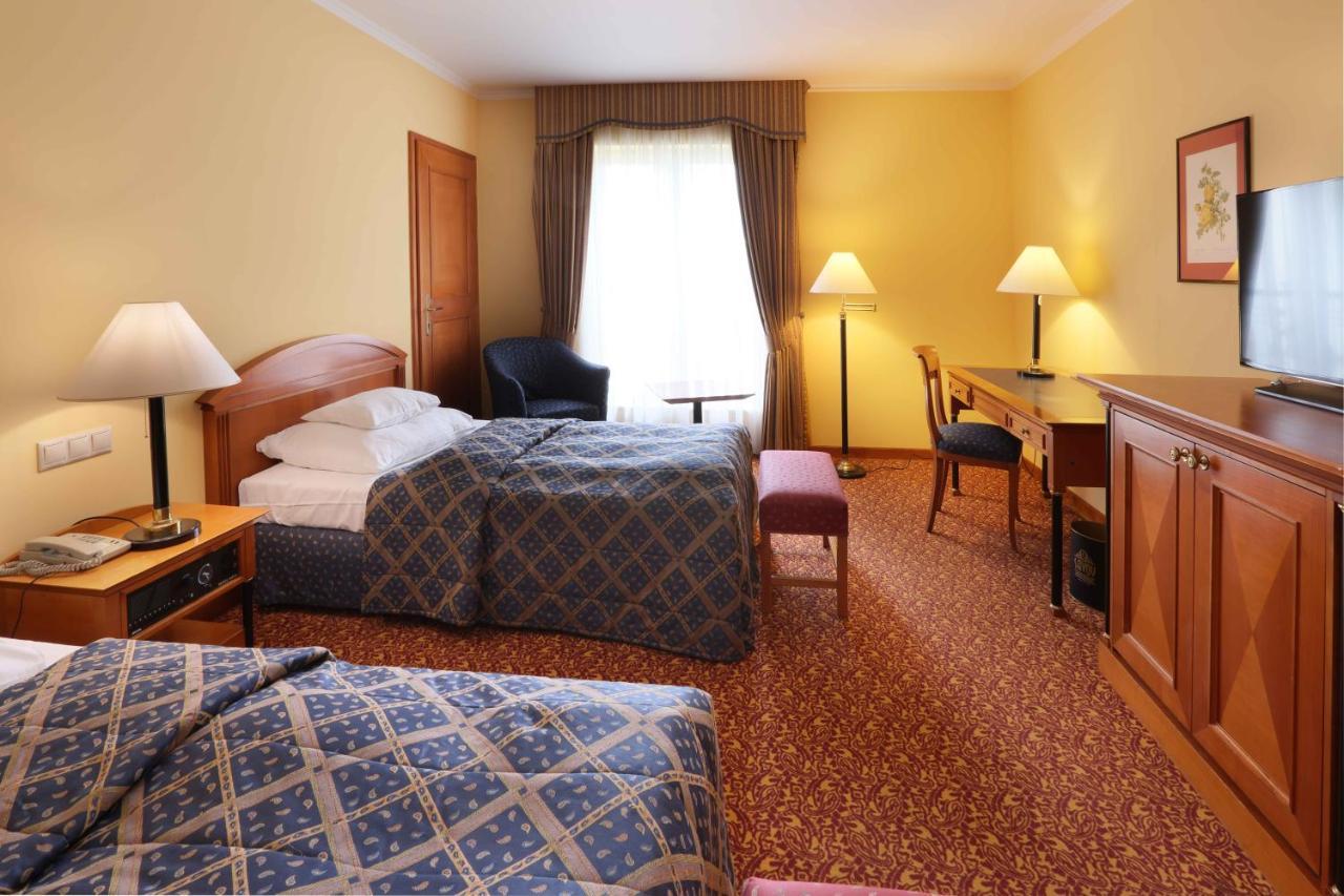 Hotel Savoy 4*