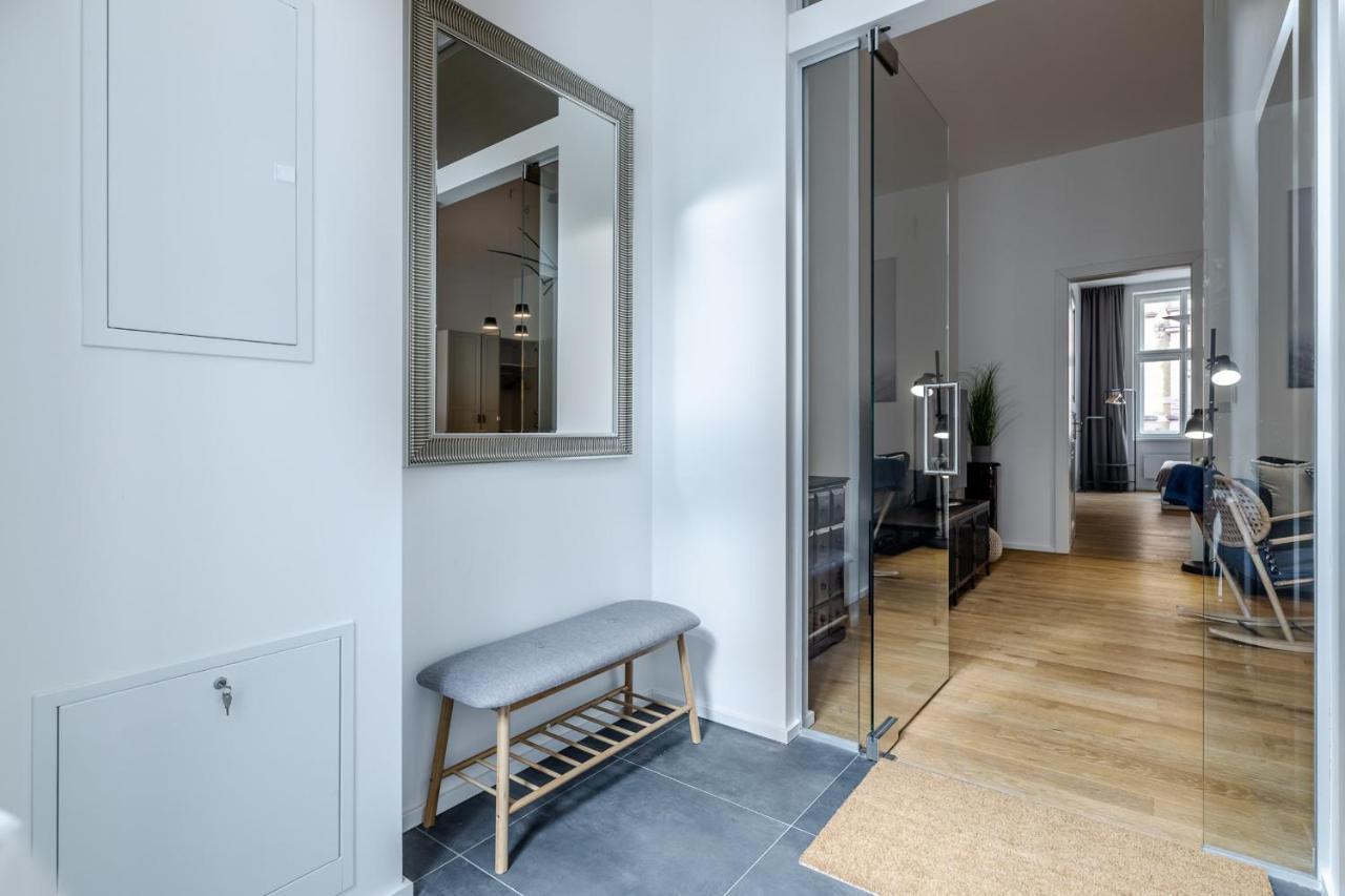 Luxury Located In Nove Mesto In The Centre Of Apartamento