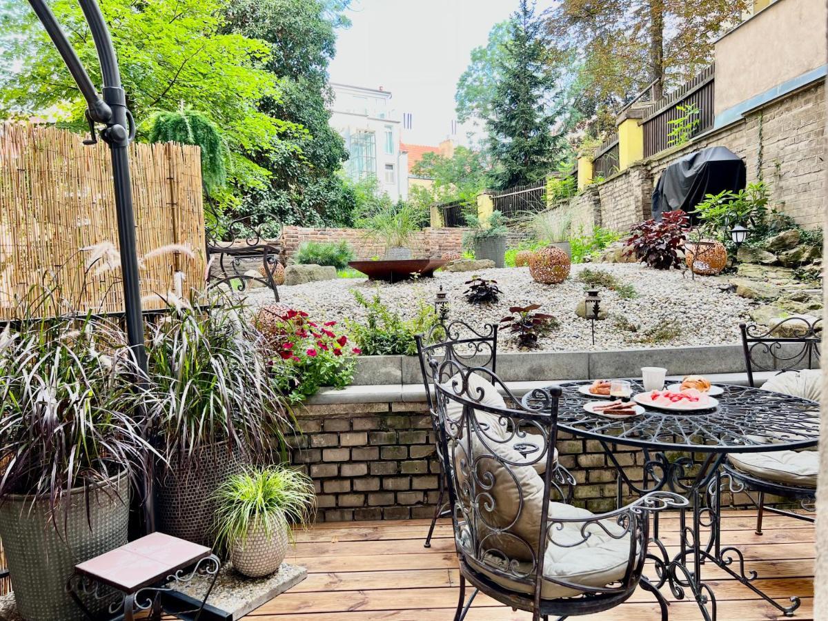 Apartment Amazing Flat With Garden, Vinohrady Near Center Prague
