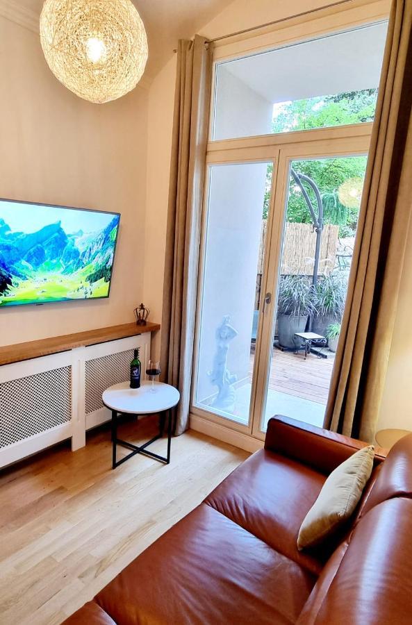 Apartment Amazing Flat With Garden, Vinohrady Near Center