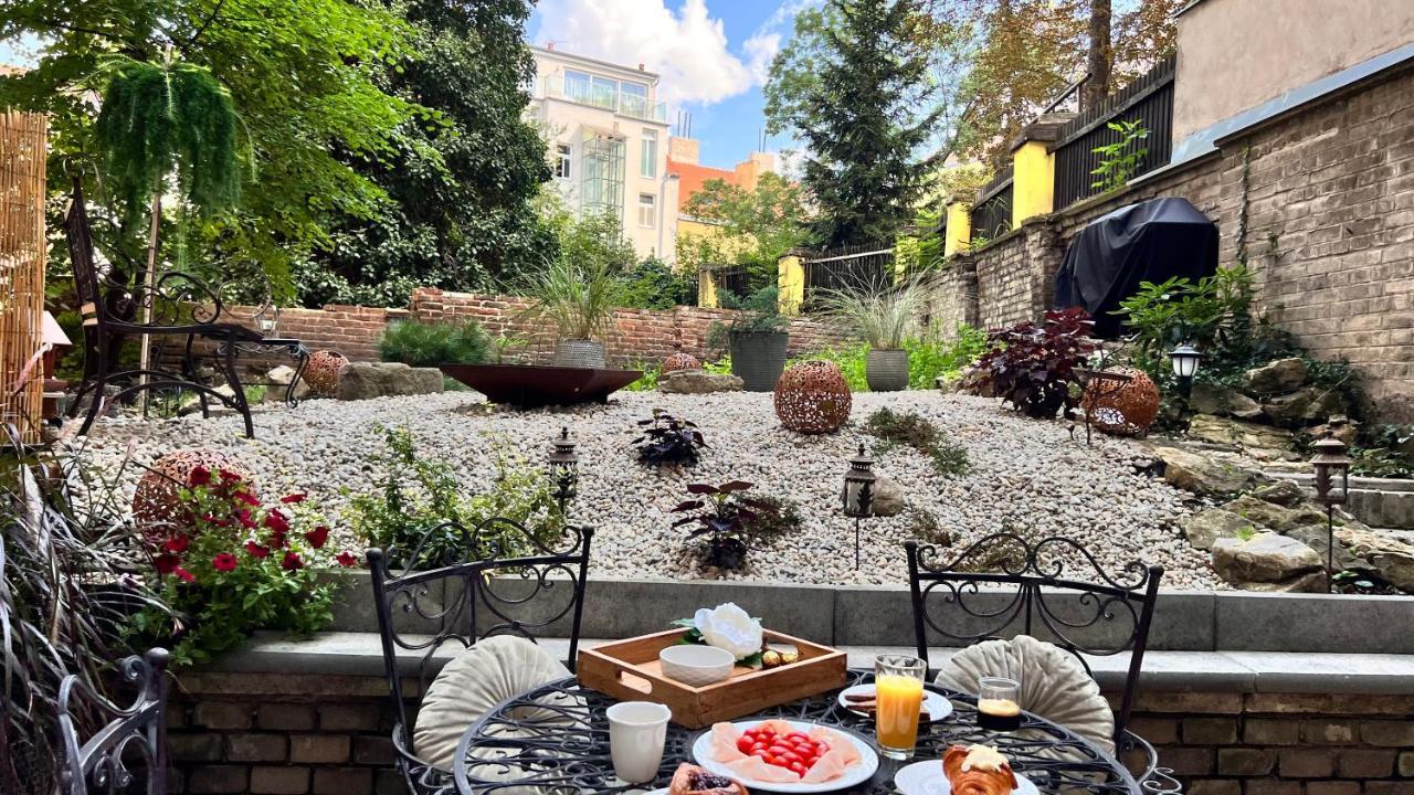 Apartment Amazing Flat With Garden, Vinohrady Near Center