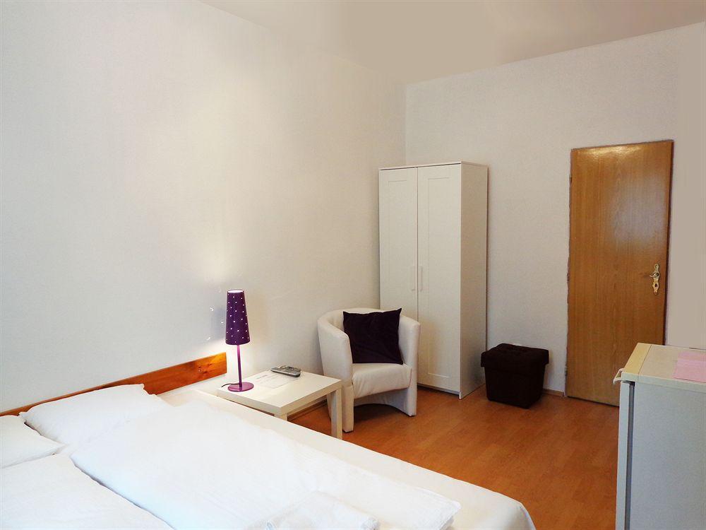 Guest house Nika Prague