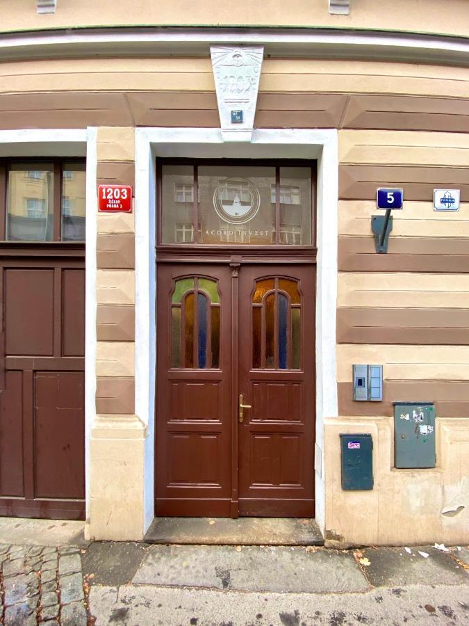 Turnkey I King George Square Praga