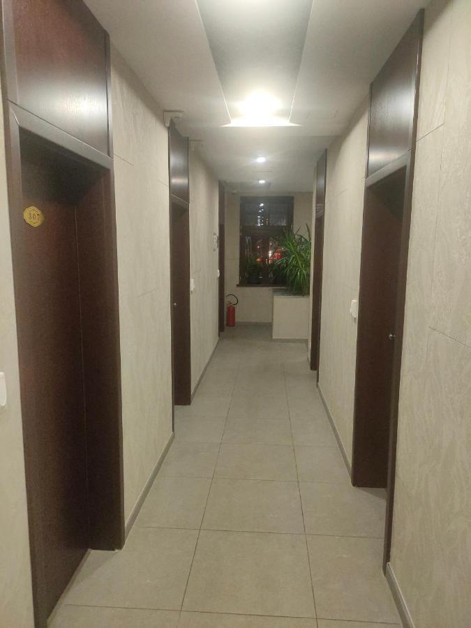 Hotel Sun-house Pension&restaurant -parkingfree- Praga