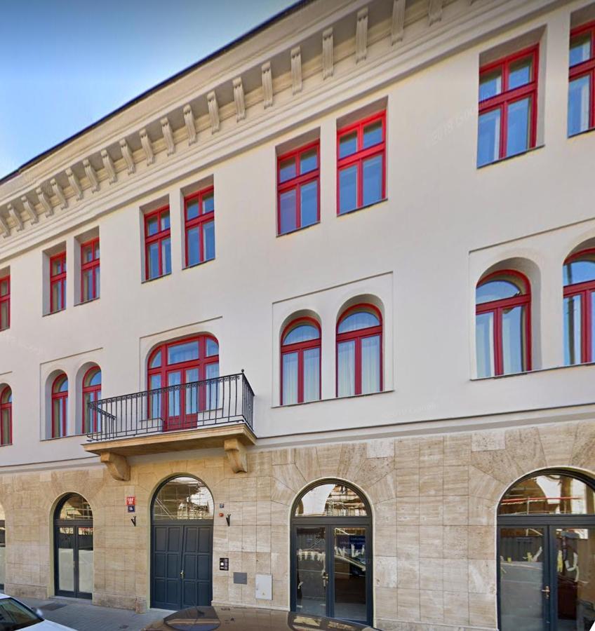 Turnkey I Main Bus Station Apartment Prague