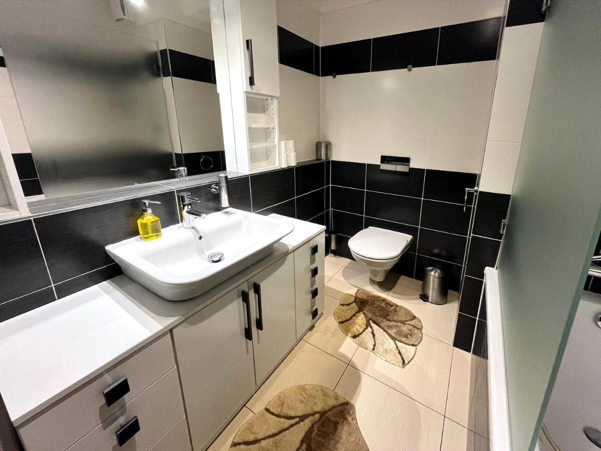 British Quarter Apartment *
