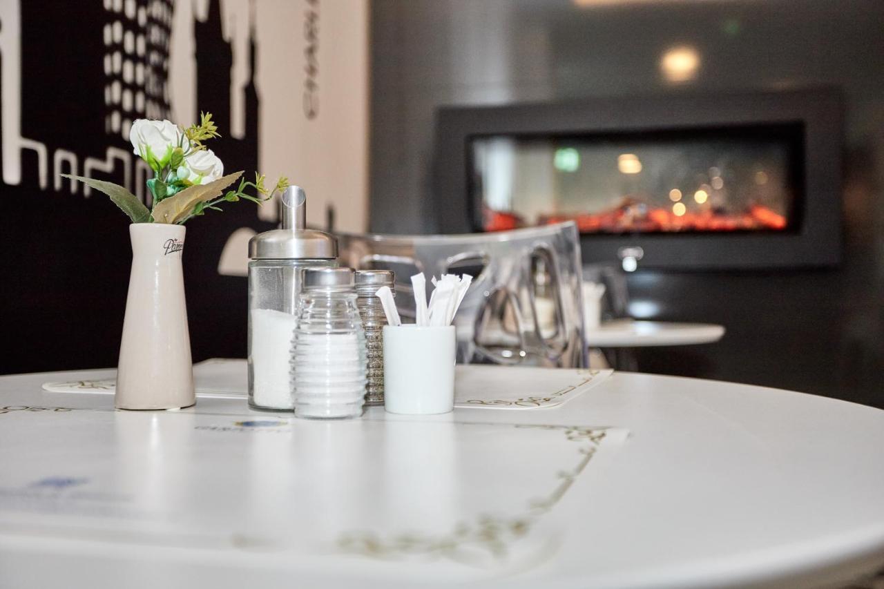 Garden Court Hotel Praga