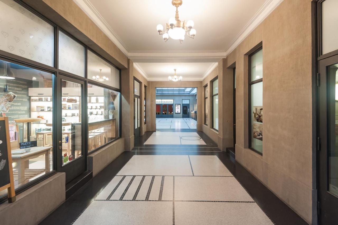 Palace Dlouha - Old Town Apartment