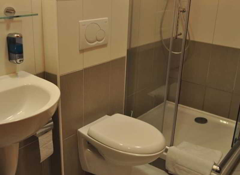 De Luxe Hotel 3*