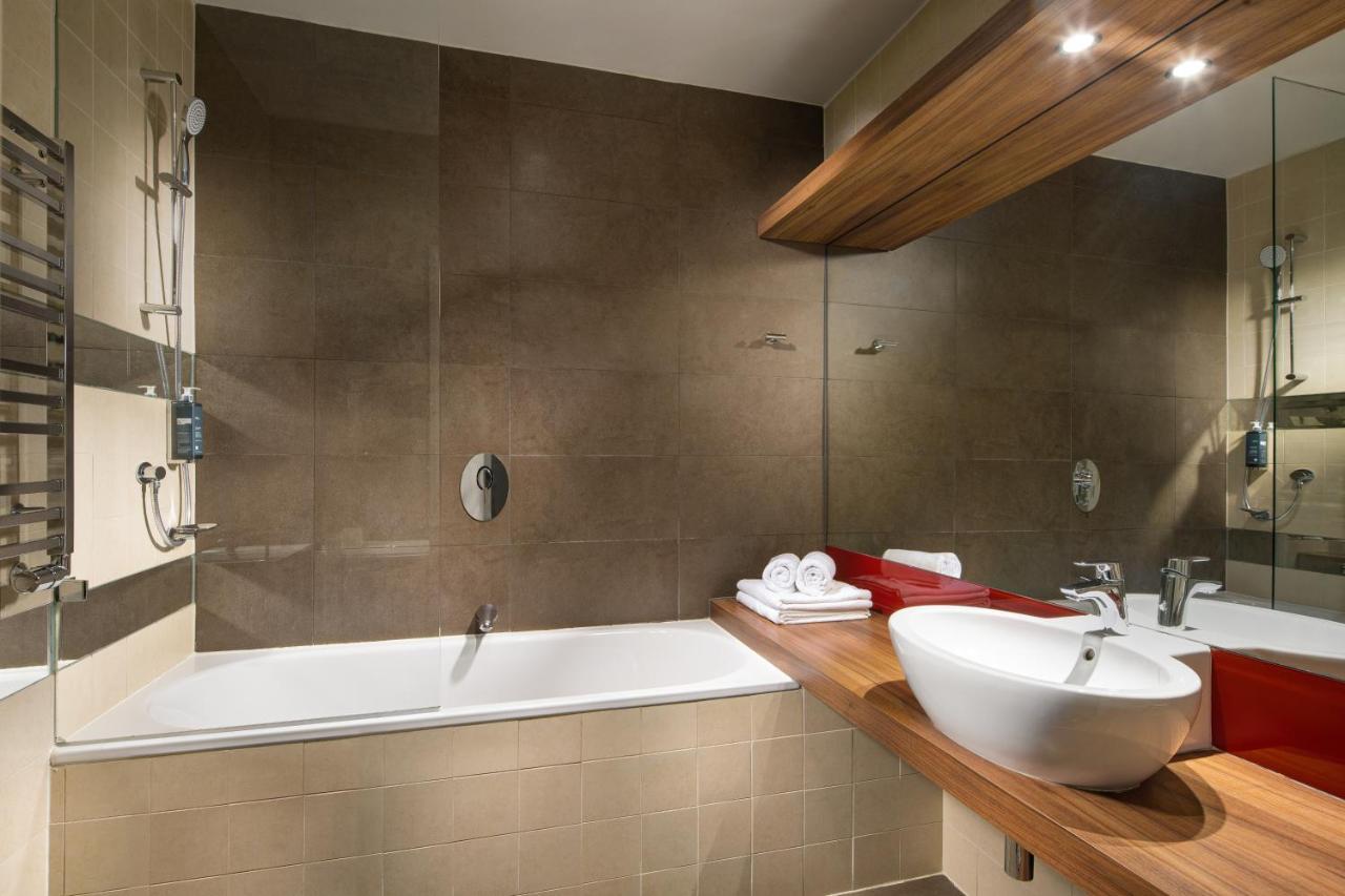 Mamaison Riverside 5*