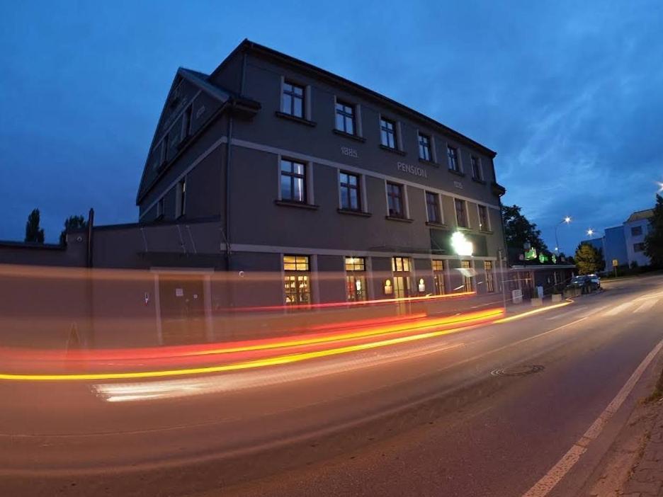 Otel Sun-house Pension&restaurant -parkingfree- 3*