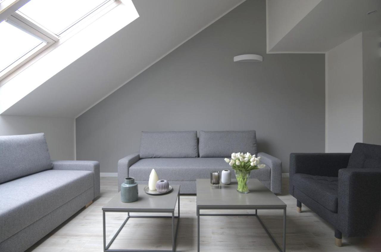 Kinsky Garden And By Dwellfort Aparthotel Prague