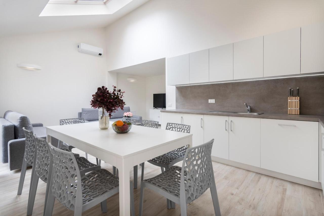 Kinsky Garden And By Dwellfort Praga