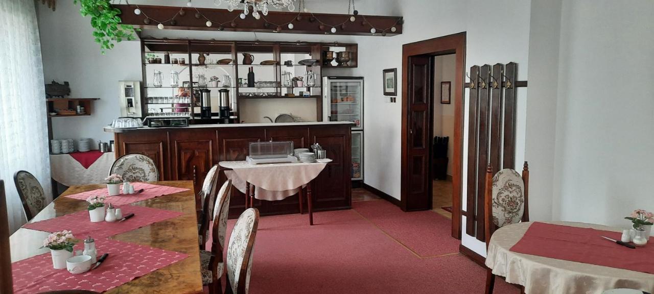 Hotel Excellent