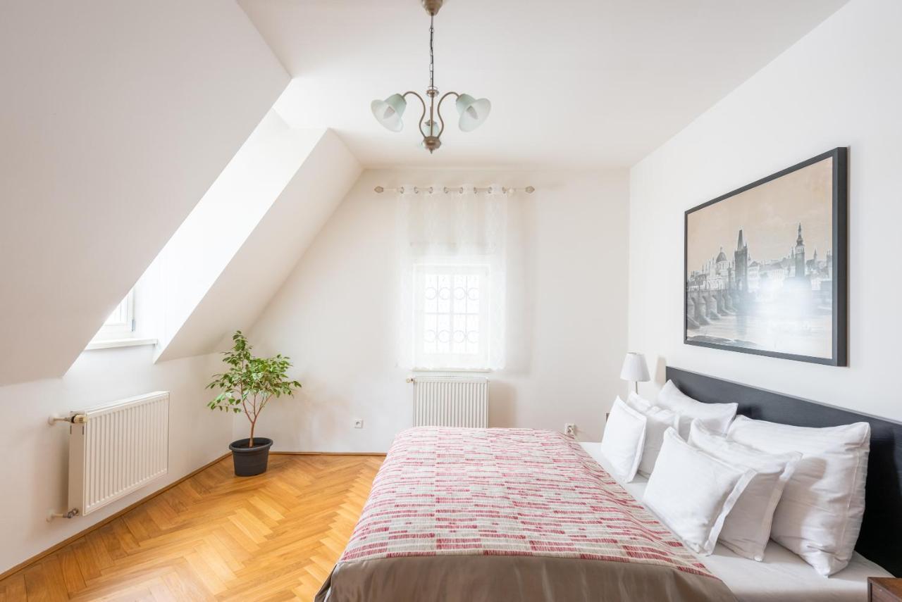 Apartment St. George