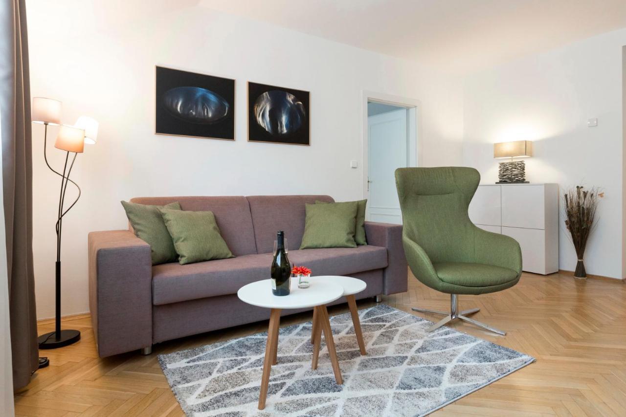 Apartment Days - Modern - New Town *